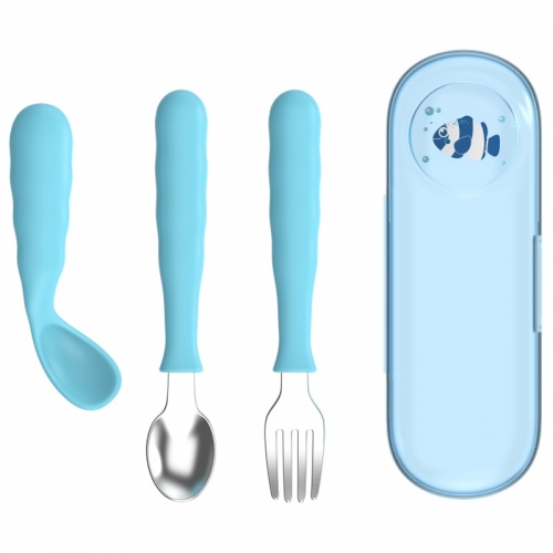 A common silicone soft spoon is a baby rice spoon